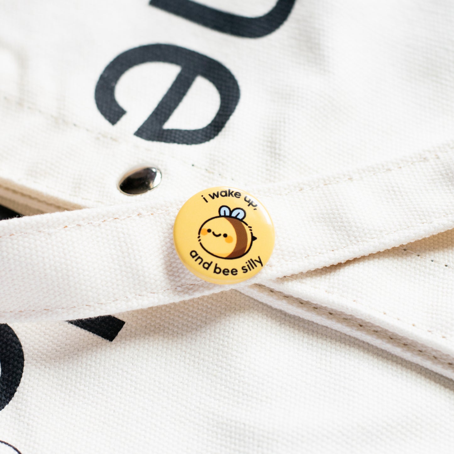 Bee Silly Mini Can Badge
